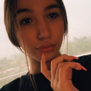 Meet your Posher, Daniela